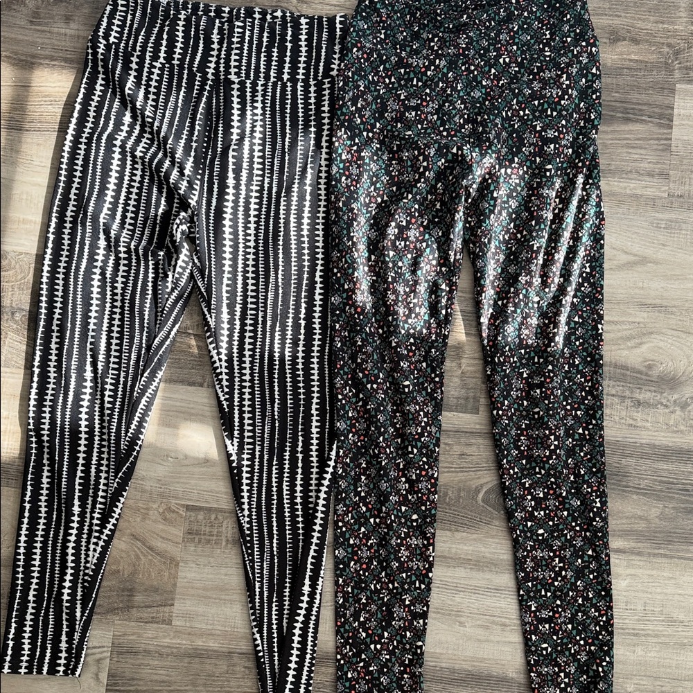 LuLaRoe Black and Multicolor Leggings Set